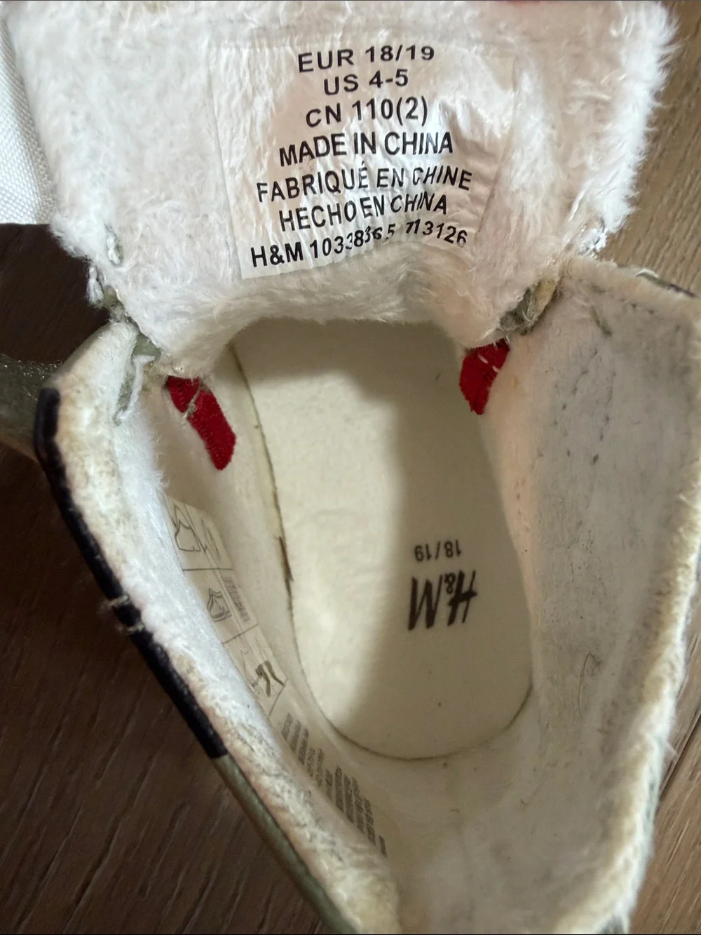 H&M high top Mickey sneakers|Size 4-5C